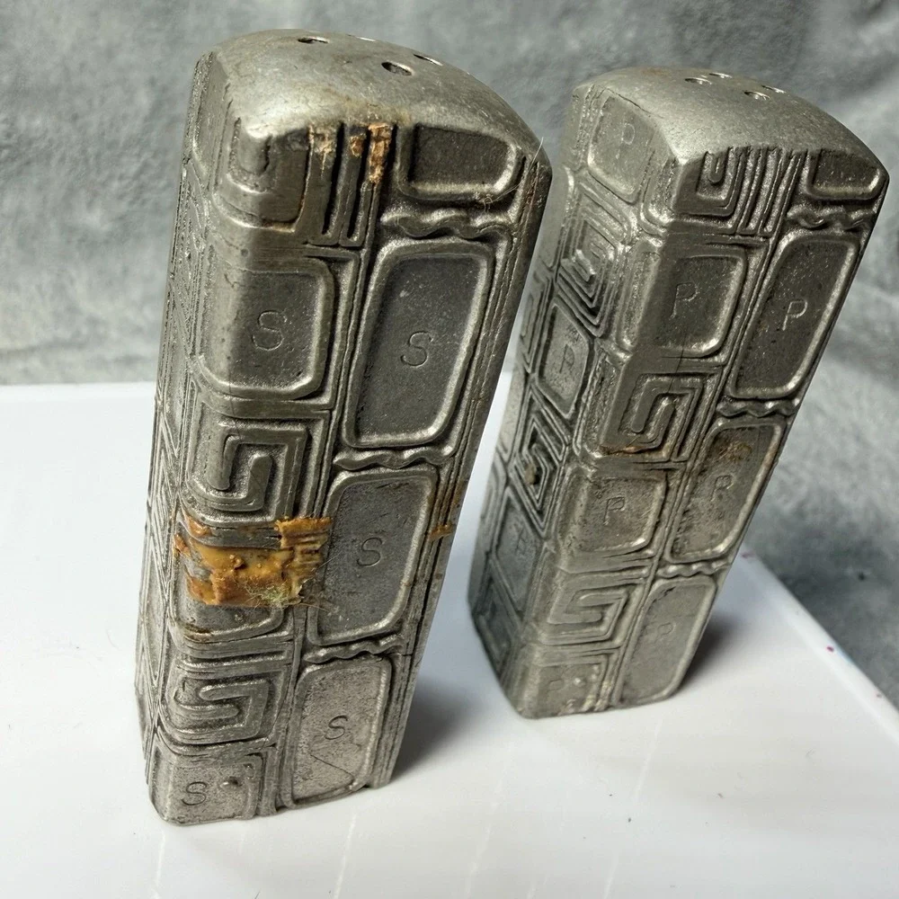 vintage metal mayans salt and pepper shakers heavy & durable